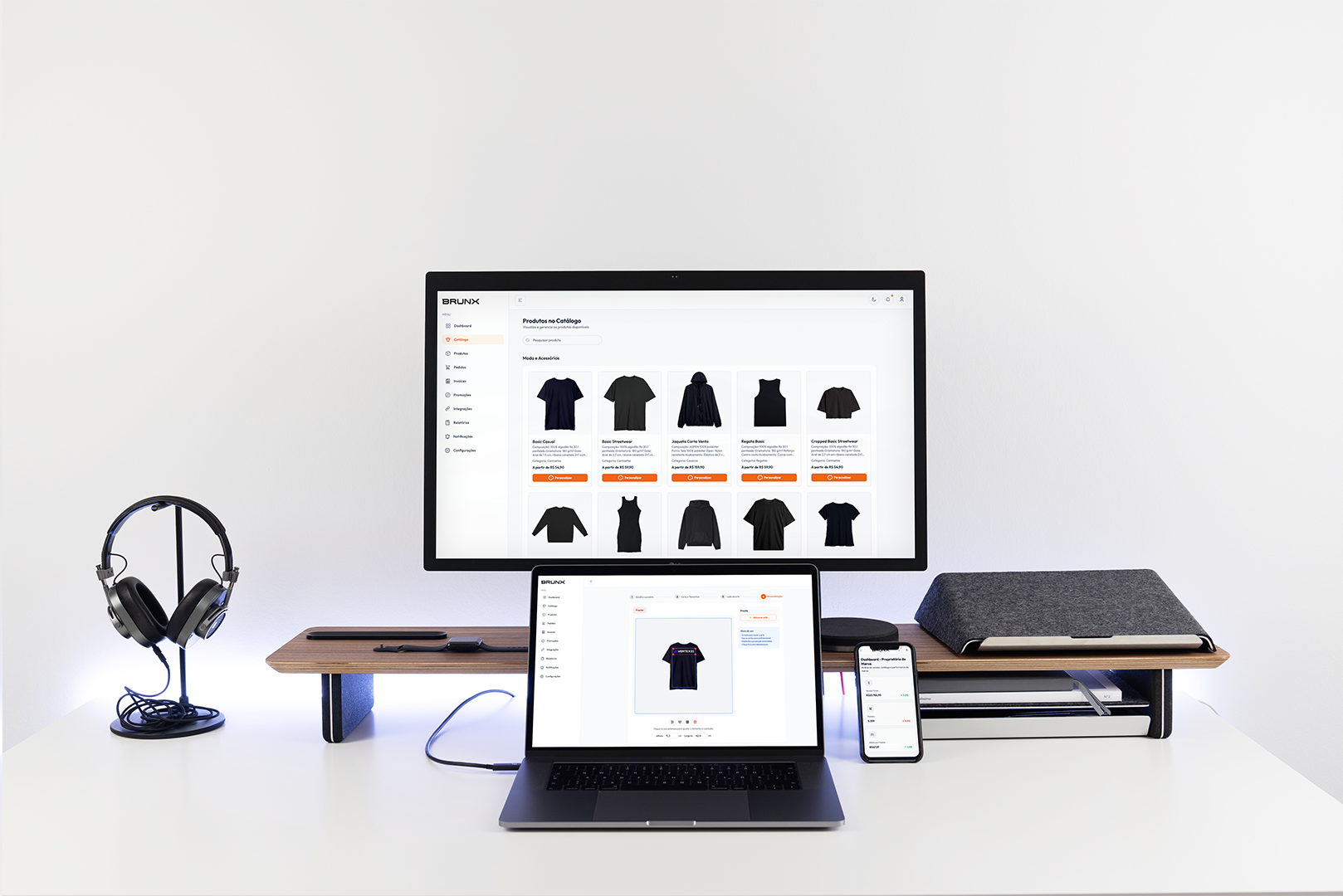 Brunx — Print on Demand mockup 1